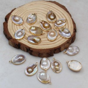 Pearl Pendant 4