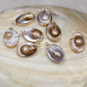Pearl Pendant 4