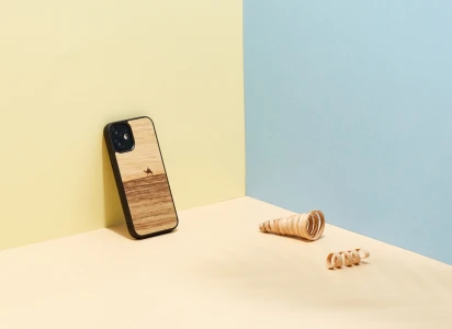 Man & Wood Case For iPhone 12 / 12 Pro - Terra