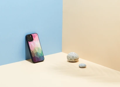Ikins Case For iPhone 12 / 12 Pro - Water Flower