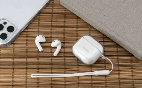 Torrii BONJELLY Case for Apple AirPods 4 ( with Lanyard and hook ) - Clear 4895264800017